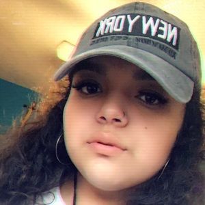 Meet your Posher, Jasmin